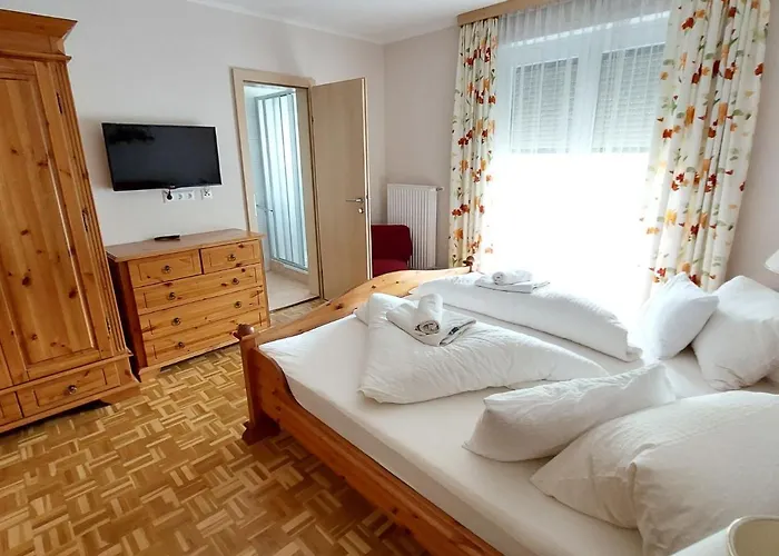 Mohnblume By Interhome Velden am Wörthersee